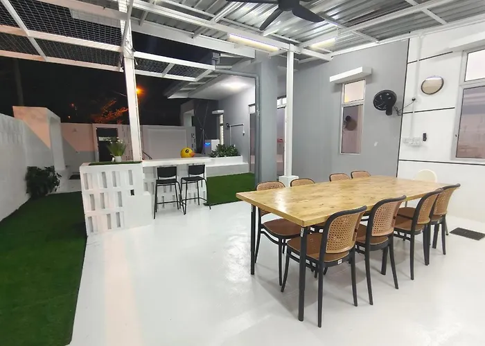 Rumah Adam Homestay Bukit Changgang Private Pool